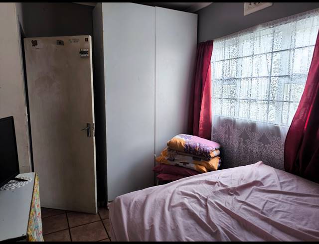 3 BEDROOM FREESTANDING FOR SALE IN LAVENDER HILL